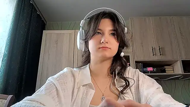 Snapshot of MiryDeni chatting on March 13, 2026, 9:14 am MiryDeni online show from March 13, 2026, 9:14 am