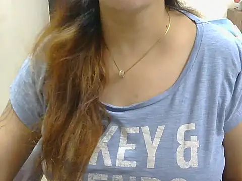 spicy Zara online show from June 23, 2026, 12:25 pm