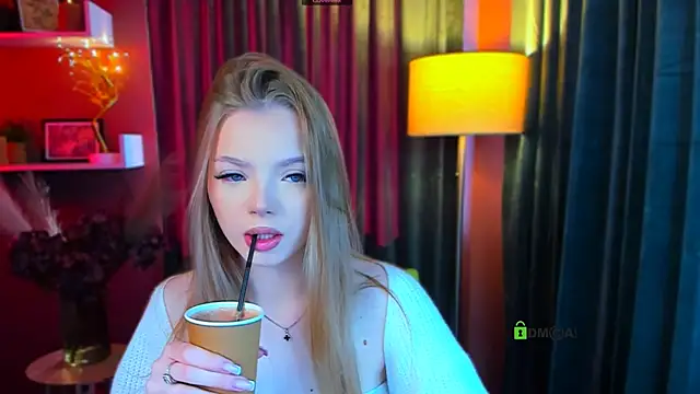maddy moah online show from May 6, 2026, 5:22 am