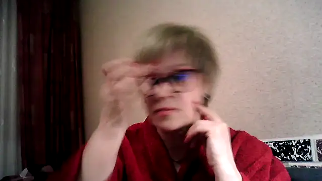 Snapshot of TatkaYang chatting on March 13, 2026, 8:03 pm TatkaYang online show from March 13, 2026, 8:03 pm