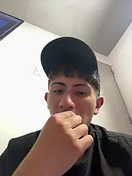 Snapshot of AndyJustgame_ chatting on June 26, 2026, 10:15 pm AndyJustgame online show from June 26, 2026, 10:15 pm