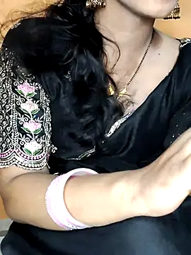 Hot lady234 online show from June 11, 2026, 4:15 pm