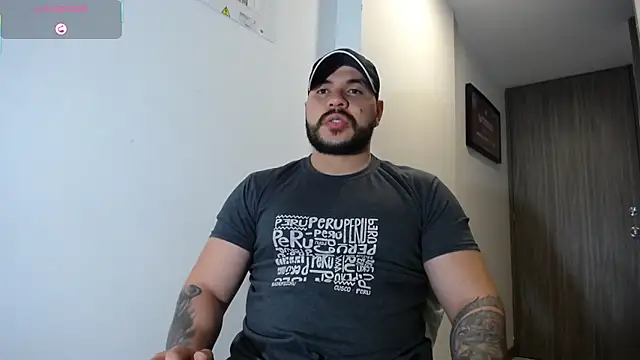 Snapshot of Axel_Dominus chatting on July 19, 2026, 12:41 am Axel Dominus online show from July 19, 2026, 12:41 am