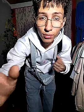 Snapshot of Daniel_DLuxxx chatting on March 11, 2026, 10:48 pm Daniel DLuxxx online show from March 11, 2026, 10:48 pm