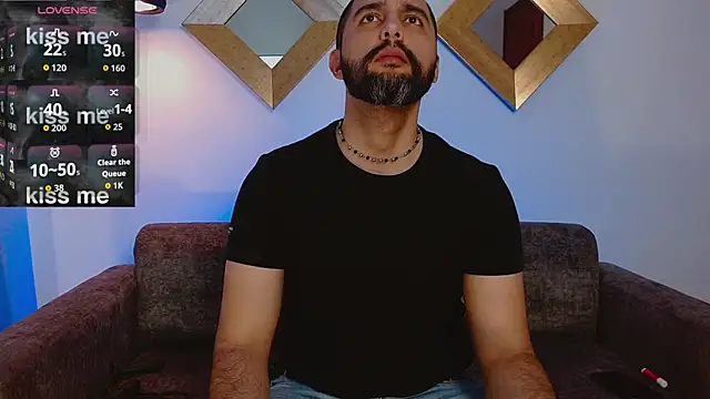 Snapshot of MarkusGil chatting on March 14, 2026, 7:53 pm MarkusGil online show from March 14, 2026, 7:53 pm