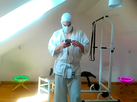NinjaLaser online show from April 21, 2026, 11:28 am