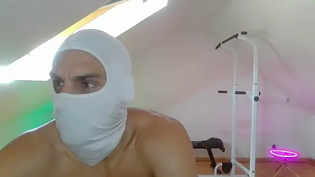 NinjaLaser online show from June 24, 2026, 11:53 am