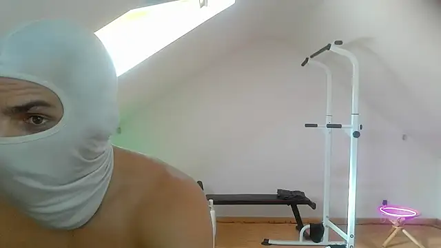 NinjaLaser online show from July 5, 2026, 11:39 am