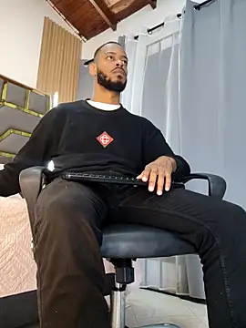 Oliver bigblack cock online show from April 19, 2026, 6:21 pm