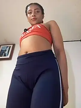 KattyBerryX online show from June 24, 2026, 7:33 pm