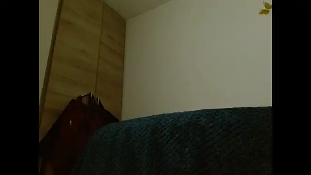 Snapshot of Ellamontt chatting on March 18, 2026, 3:13 pm Ellamontt online show from March 18, 2026, 3:13 pm