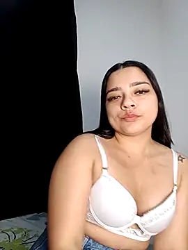 Naomi Fields online show from March 15, 2026, 12:17 am