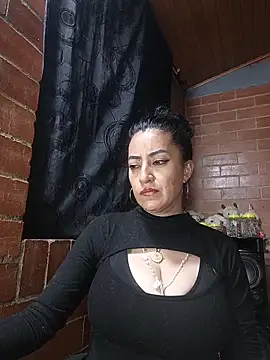 Snapshot of Alexandrina chatting on May 28, 2026, 12:18 am Alexandrina online show from May 28, 2026, 12:18 am