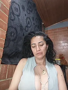 Snapshot of Alexandrina chatting on May 22, 2026, 7:56 pm Alexandrina online show from May 22, 2026, 7:56 pm