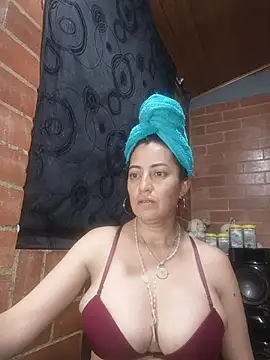 Snapshot of Alexandrina chatting on May 19, 2026, 8:49 pm Alexandrina online show from May 19, 2026, 8:49 pm