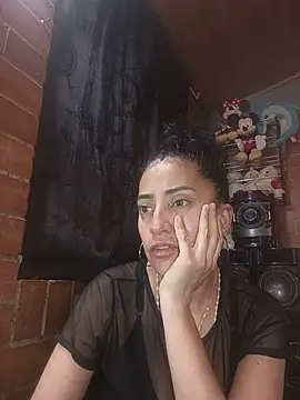 Snapshot of Alexandrina chatting on August 4, 2026, 10:14 pm Alexandrina online show from August 4, 2026, 10:14 pm