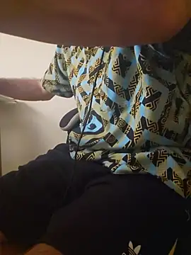 dufatcock online show from May 28, 2026, 3:14 am