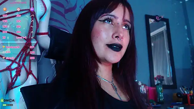 Snapshot of Regina_Iris chatting on July 22, 2026, 11:40 pm Regina Iris online show from July 22, 2026, 11:40 pm