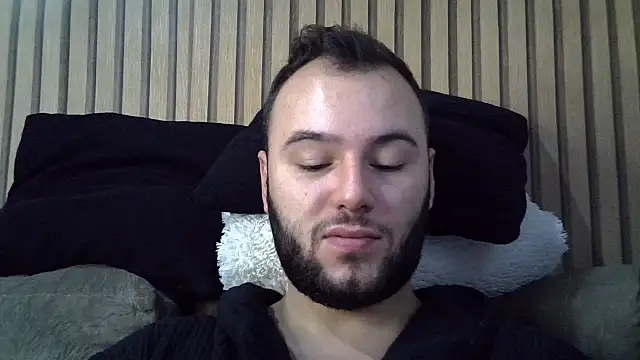 piazaocwb23 online show from June 15, 2026, 7:24 pm