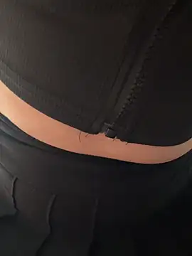 Snapshot of angel_sweet_v chatting on March 27, 2026, 12:30 am angel sweet v online show from March 27, 2026, 12:30 am