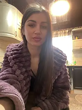 GlamXX online show from March 19, 2026, 9:53 am