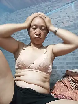 Heli pusy online show from August 4, 2026, 9:14 am