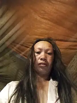 Snapshot of Heli_pusy chatting on May 15, 2026, 9:24 pm Heli pusy online show from May 15, 2026, 9:24 pm
