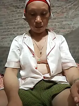 Heli pusy online show from July 28, 2026, 12:01 pm