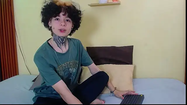 JuneBlake  online show from March 13, 2026, 2:00 pm