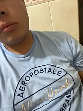 DanielZz69 online show from March 16, 2026, 12:51 am