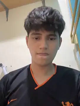 crxsverx online show from March 14, 2026, 3:34 am