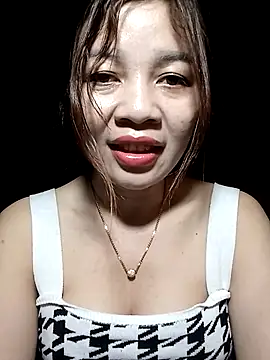 Snapshot of Yiyi102300 chatting on March 19, 2026, 3:23 pm Yiyi102300 online show from March 19, 2026, 3:23 pm