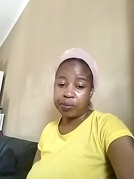Snapshot of Prettylicou chatting on April 10, 2026, 10:22 am Prettylicou online show from April 10, 2026, 10:22 am