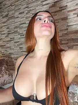 CiaraMorettii online show from June 3, 2026, 2:56 am