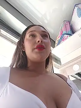 Naughty-Samanta- online show from May 7, 2026, 3:26 pm