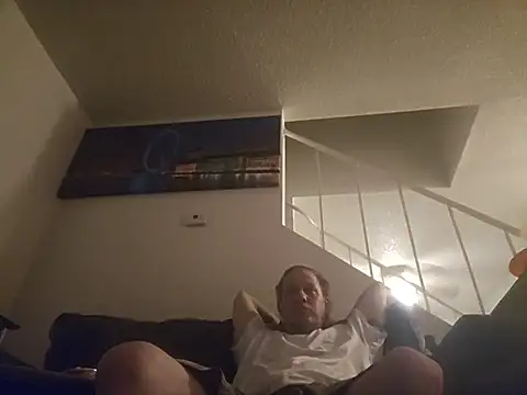 Snapshot of yourMasterisBored chatting on July 28, 2026, 3:14 am yourMasterisBored online show from July 28, 2026, 3:14 am