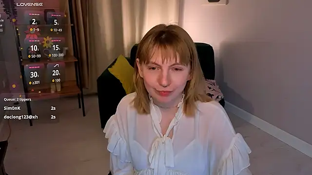 susie miu online show from April 6, 2026, 4:46 am