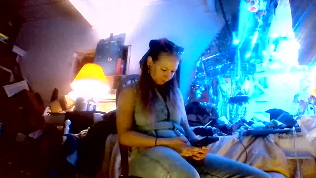 Ambionce online show from April 23, 2026, 3:13 am
