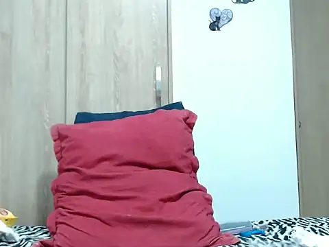 violeta36 online show from July 8, 2026, 10:38 am