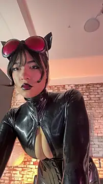 Liana Fem  online show from April 5, 2026, 3:19 pm