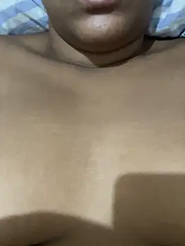 Snapshot of paulinha021 chatting on March 26, 2026, 6:00 am paulinha021 online show from March 26, 2026, 6:00 am