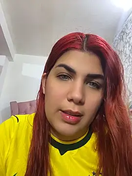 Hopeluna online show from June 7, 2026, 12:05 am