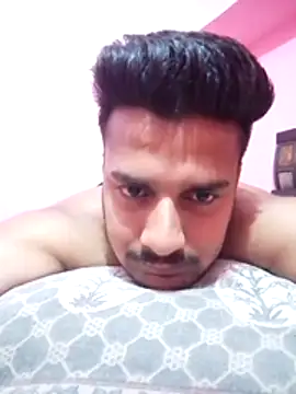Decentlover67 online show from May 24, 2026, 4:45 am