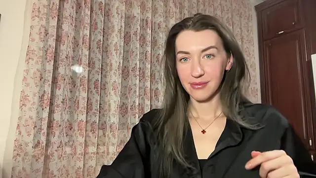 Snapshot of Julia182 chatting on March 17, 2026, 7:28 pm Julia182 online show from March 17, 2026, 7:28 pm