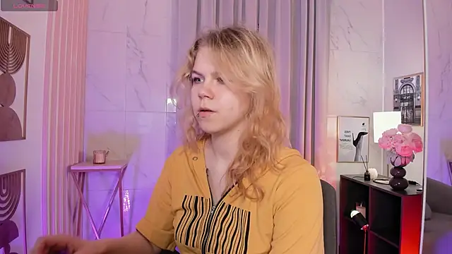 ElizabethVane online show from July 2, 2026, 5:35 am