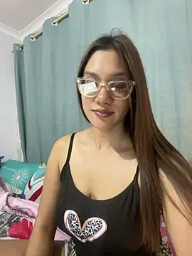 Snapshot of kiiingkay chatting on July 20, 2026, 8:55 pm kiiingkay online show from July 20, 2026, 8:55 pm