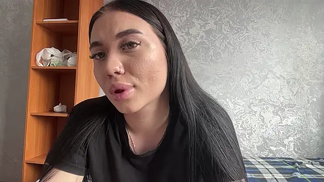 Sofi Funny online show from April 28, 2026, 4:17 am