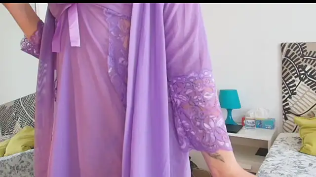IreneBlue  online show from June 15, 2026, 8:03 am