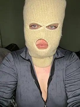 Snapshot of LisaFix chatting on March 21, 2026, 6:23 pm LisaFix online show from March 21, 2026, 6:23 pm