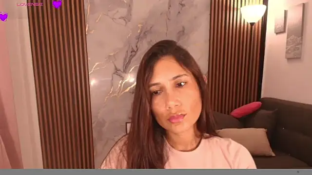 Snapshot of LucyBecker chatting on April 9, 2026, 10:38 pm LucyBecker online show from April 9, 2026, 10:38 pm